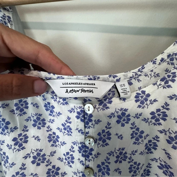 & OTHER STORIES Relaxed Gathered Mini Dress floral blue white size xs 1224 - Picture 10 of 13
